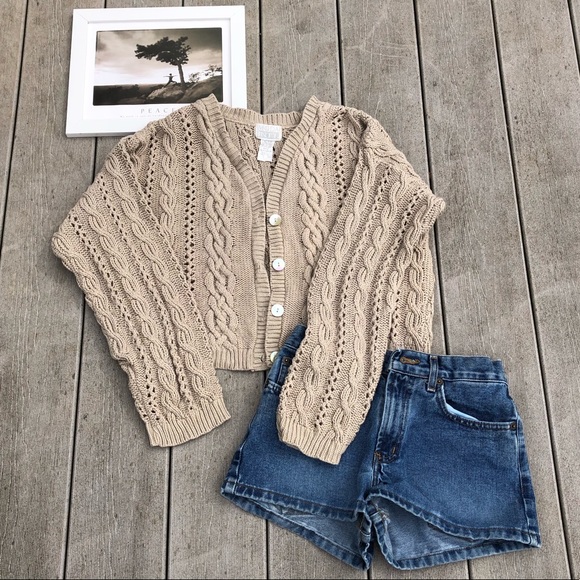 Moda International Sweaters - MODA INT’L cropped cotton long sleeved sweater